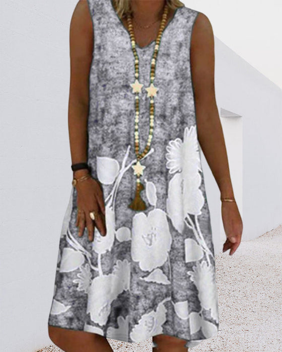 Sleeveless V-neck printed dress