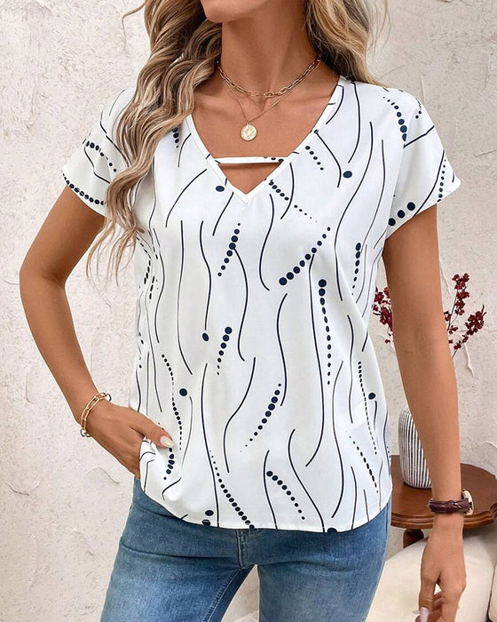 V-Neck Short-Sleeved Printed T-Shirt