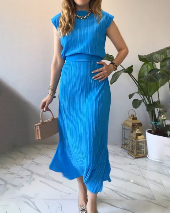 Sleeveless Textured Long Dress