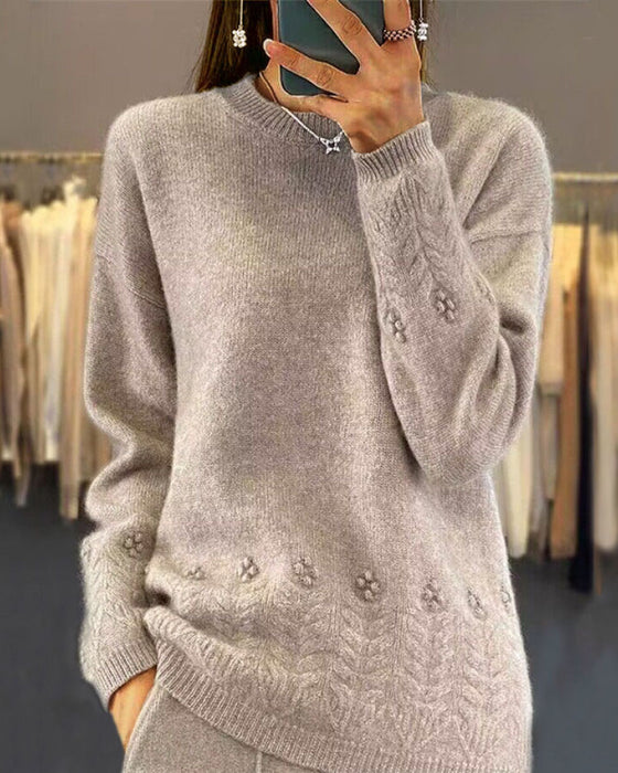 Women's Solid-Colored Fitted Pullover in Retro Style