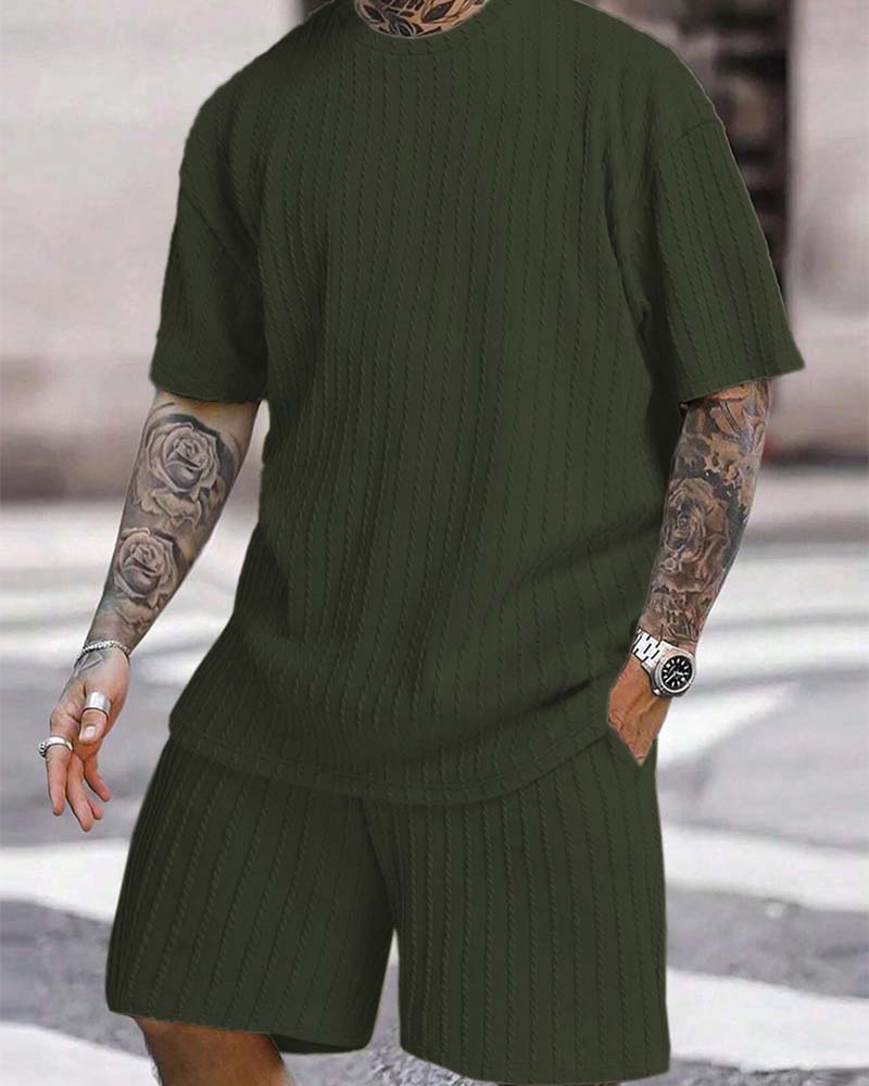 Men's Crew Neck Striped T-Shirt and Shorts Two-Piece Set