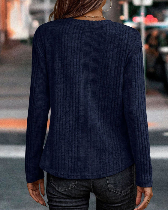 Solid color round neck top