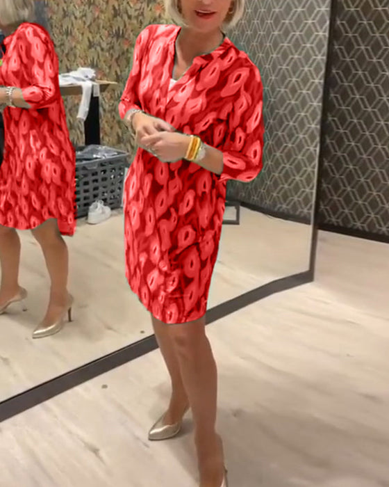 V-neck printed three-quarter sleeve dress