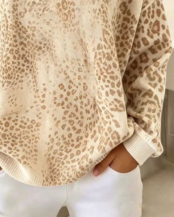 Leopard Print Round Neck Loose Fit Sweatshirt