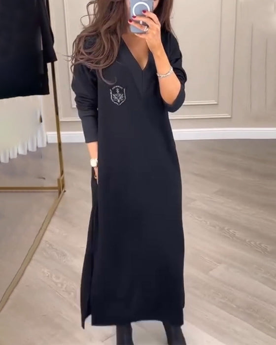 Elegant dress with v-neck side slit
