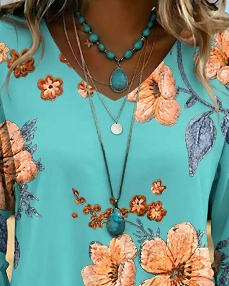 V-Neck Vintage Floral Loose Fit Blouse