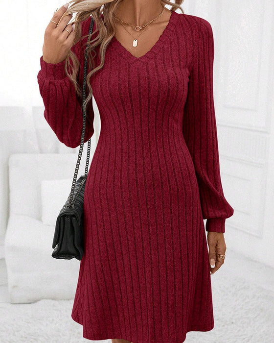 V-neck ribbed solid color dress