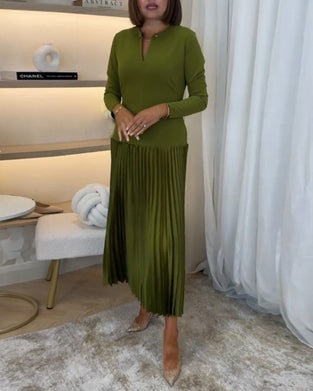 Casual solid color long sleeve pleated dress