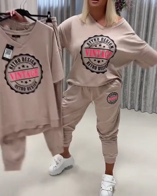 V-Neck Sporty Relaxed Two-Piece Set