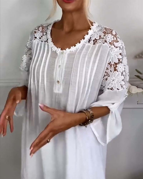 Round Neck Lace Patchwork Floral Blouse