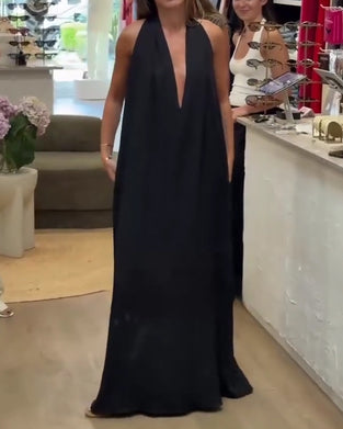 Elegant Sleeveless Floor-Length Dress