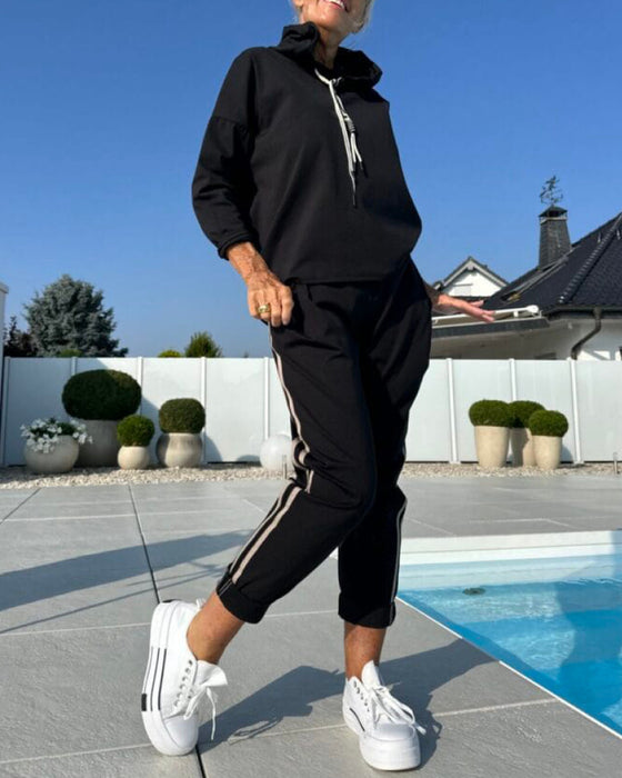 Casual Two - piece Set of Women's Hooded Sweatshirt and Pants