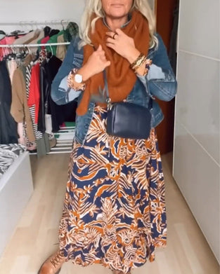 Casual lapel buttoned long sleeve denim coat