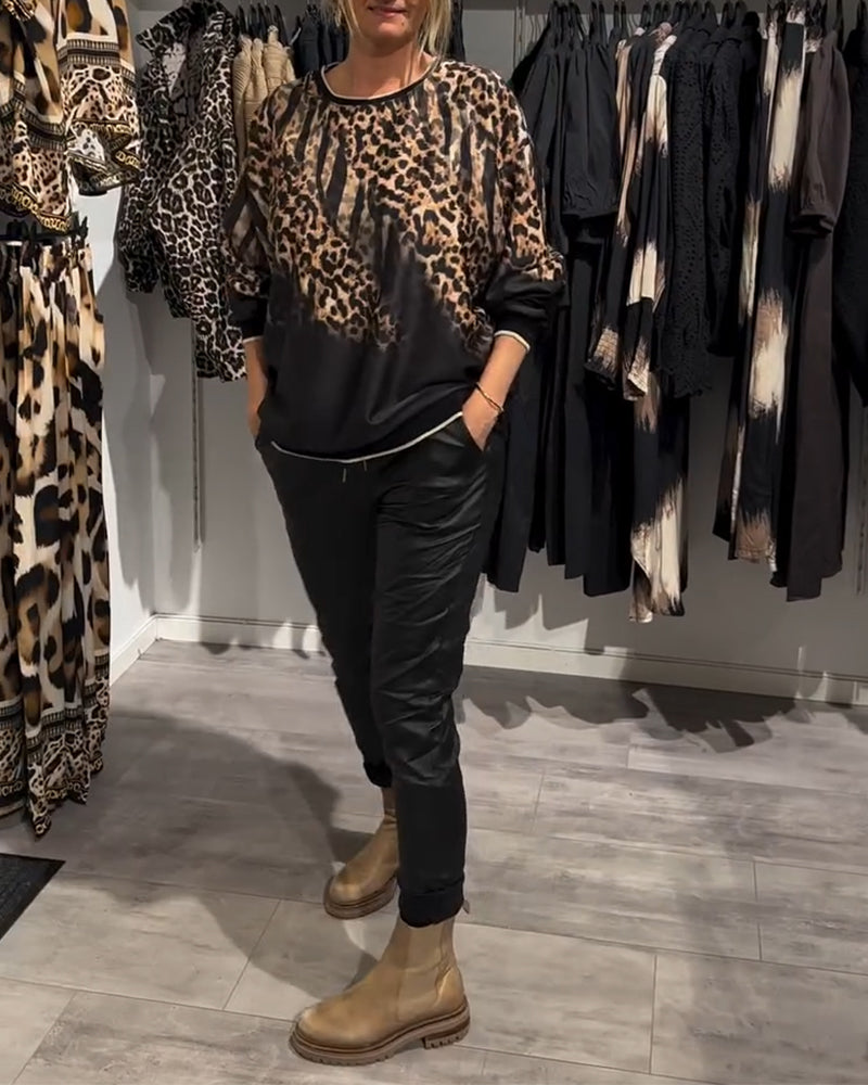 Casual leopard print round neck blouse