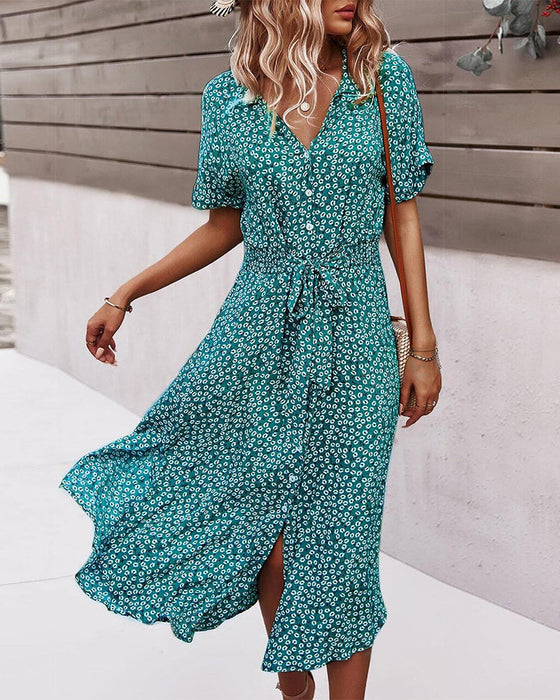 Short-sleeved waisted floral dress