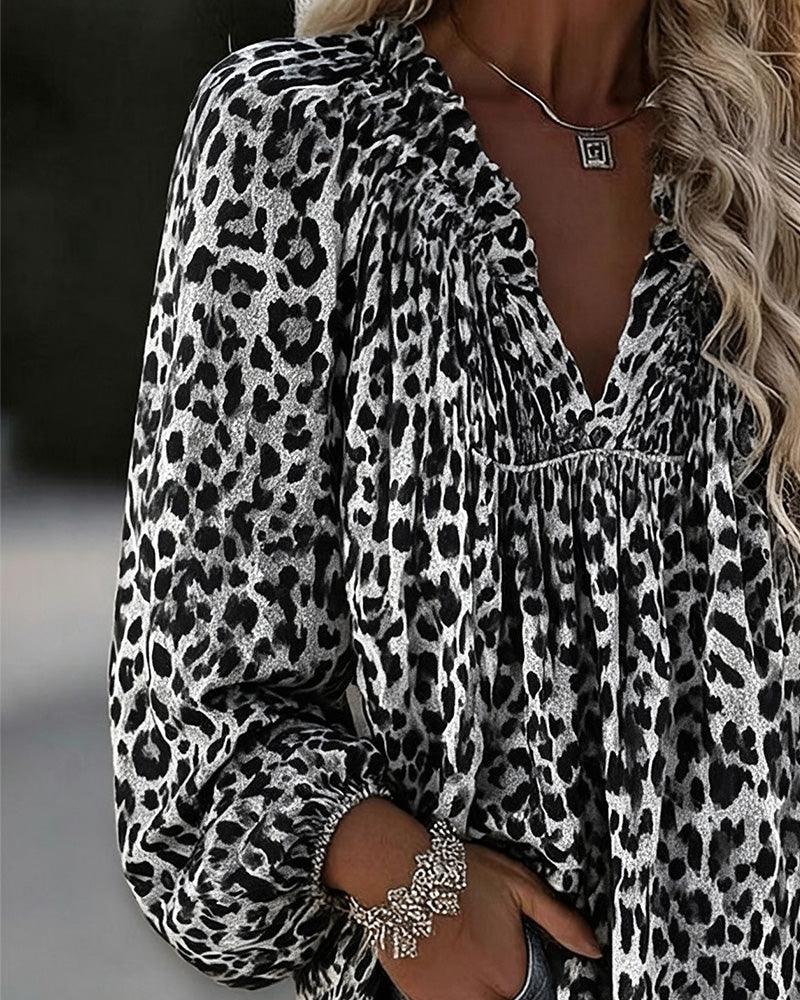 V-Neck Leopard Print Ruffled Puff Sleeve Blouse