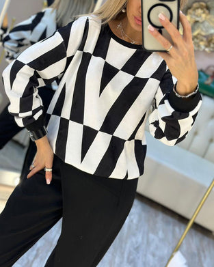 V-print crew neck sweatshirt