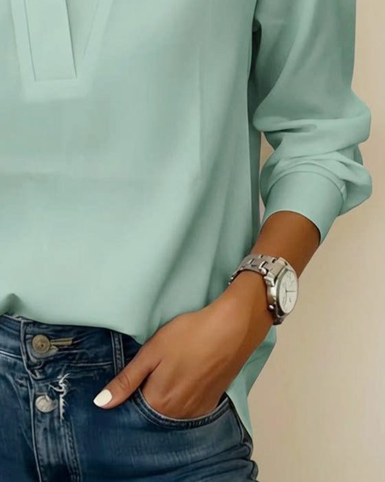 V-neck Three-quarter Sleeve Top