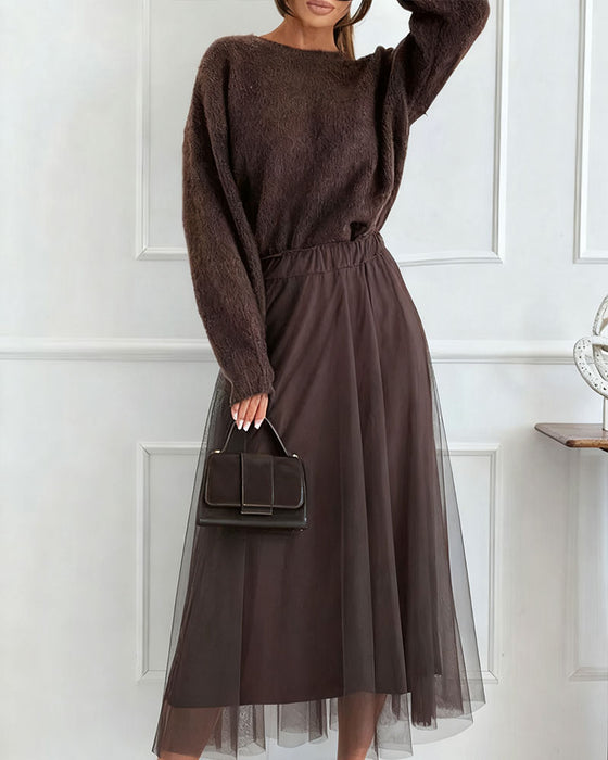 Elegant Sweater with Back Bow