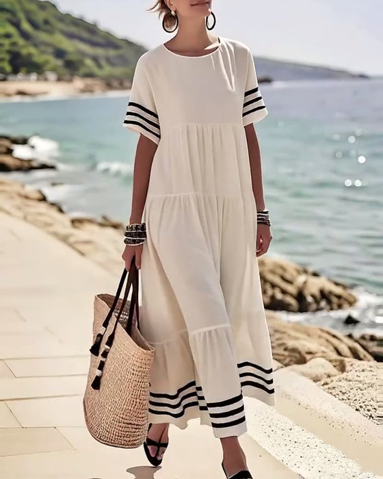 Fashionable Holiday Short-Sleeved Dress