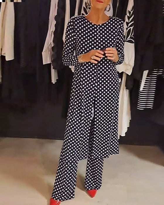Elegant polka dot slit suit